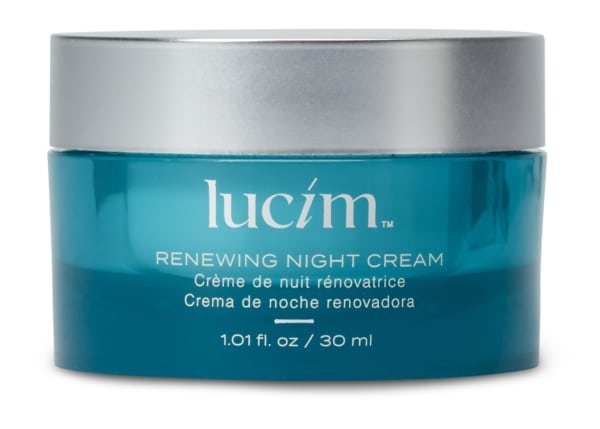 Lucim Renewing Night Cream - Deeply hydrating night cream made with antioxidants, multivitamins and blue-green algae.